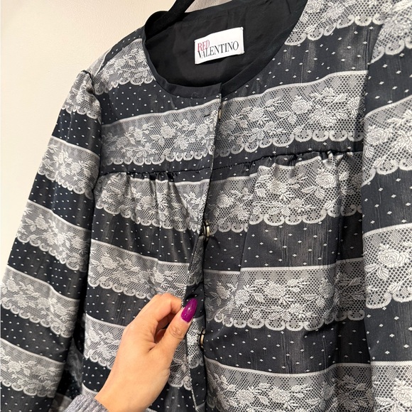 🔥Valentino Black and White Lace Jacket🔥 - Picture 6 of 7